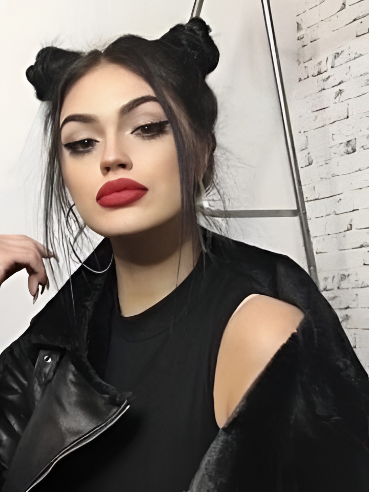 Индивидуалка Арина, доступна для личного знакомства от 1500 руб