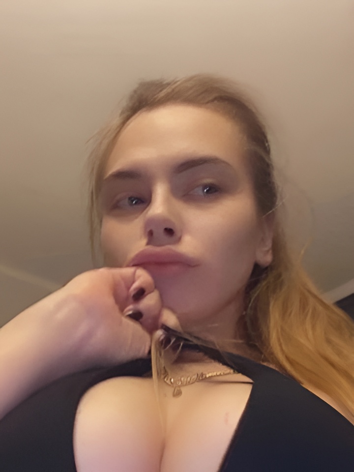 Индивидуалка Эвелина, доступна для личного знакомства от 10000 руб