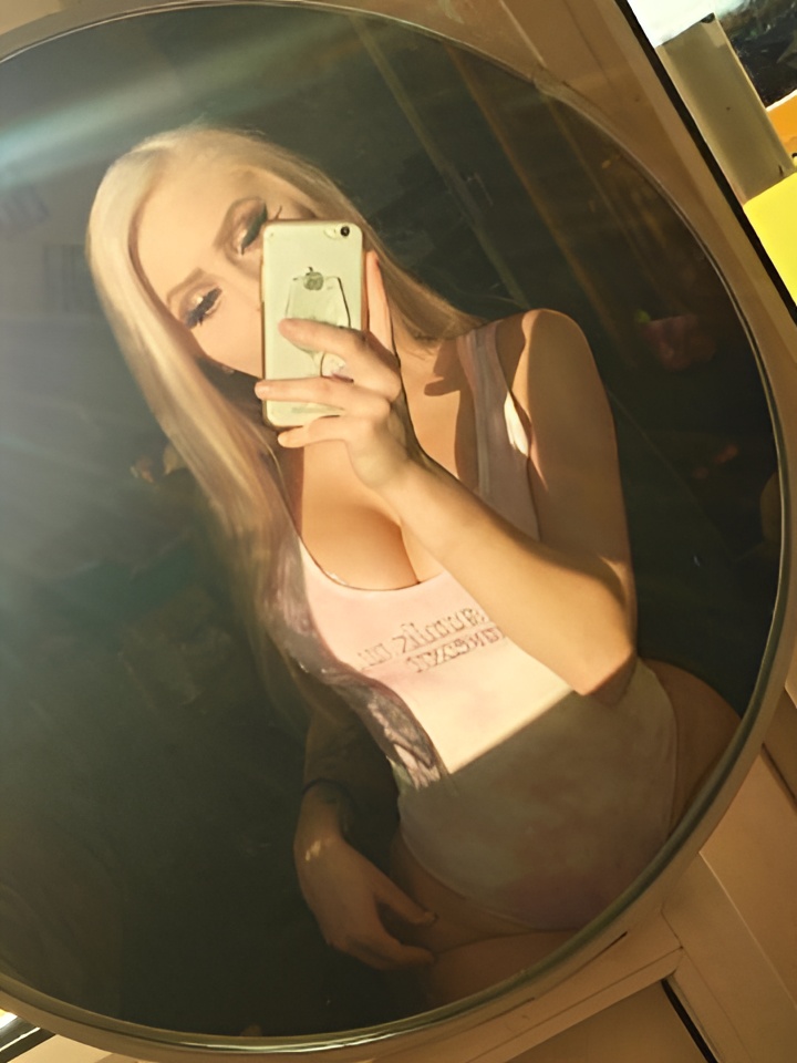 Роксана привлекательная девушка из Тайшет цена от 4000 руб