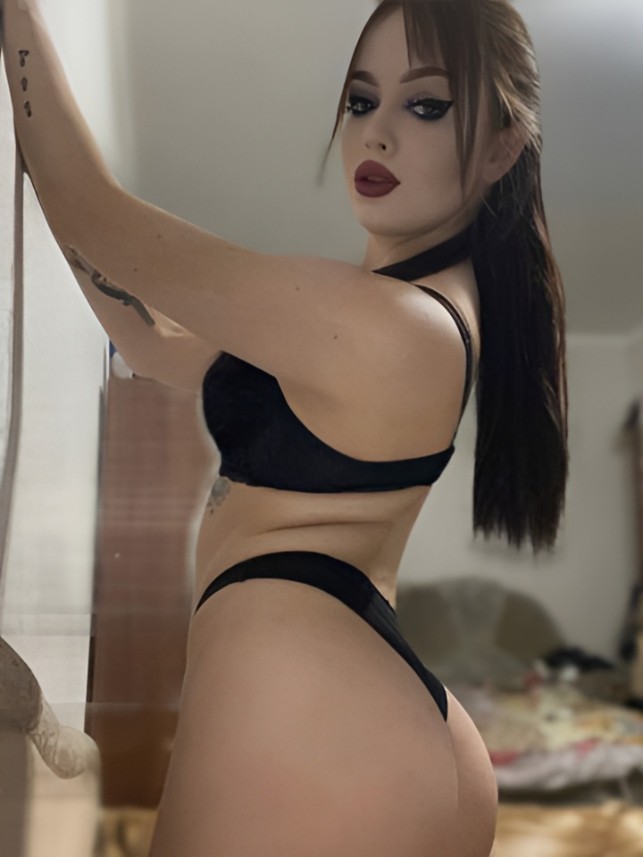 Владислава привлекательная девушка из Тайшет цена от 3000 руб